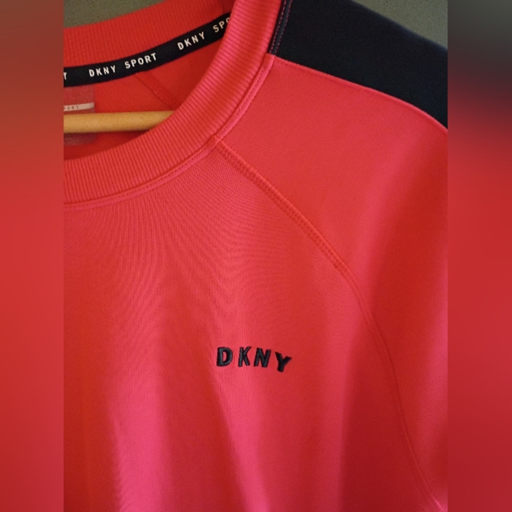 DKNY SPORT Sweatshirt - Picture 2 of 8